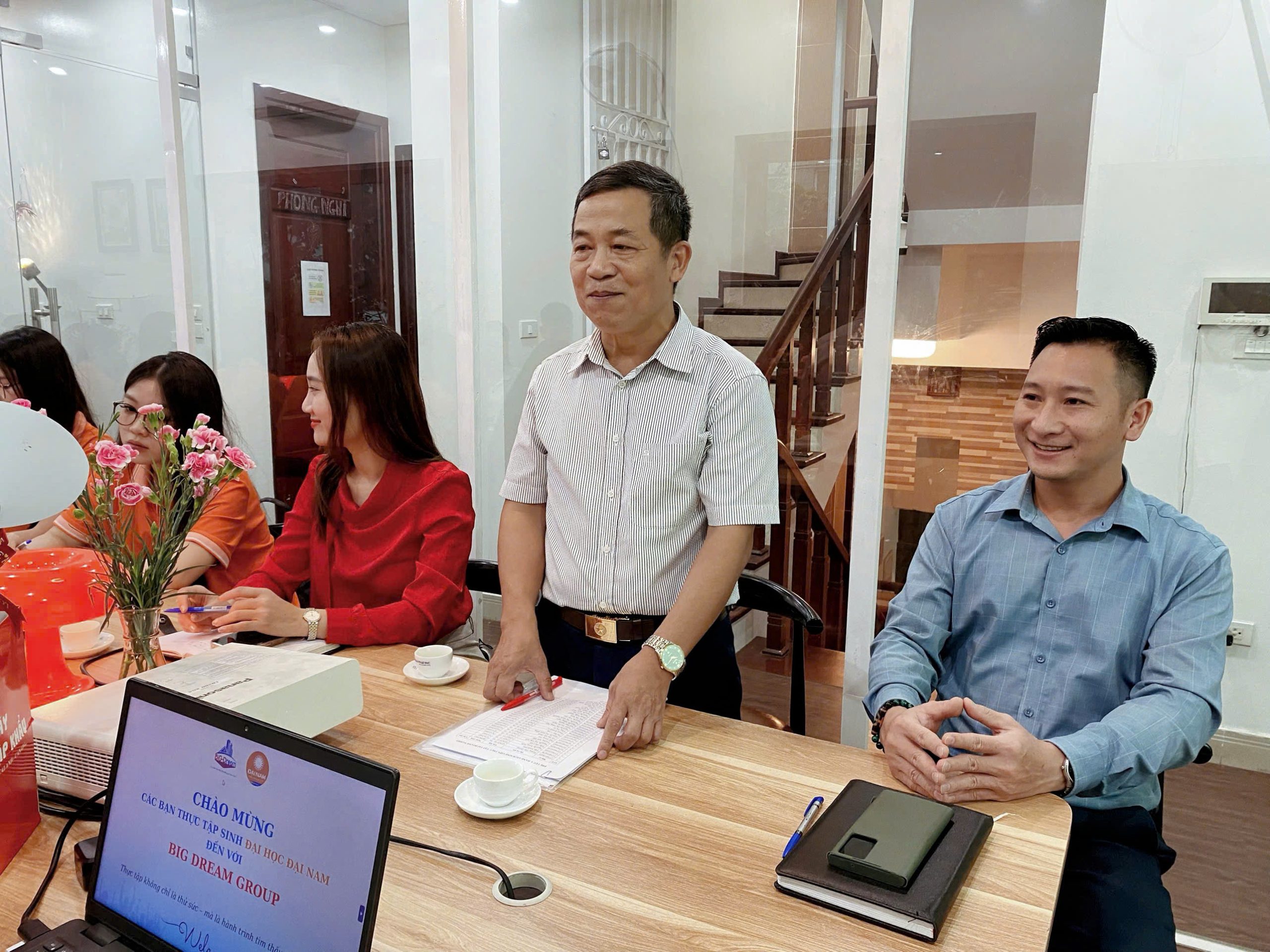 Thực tập sinh Đại Nam đến với Big Dream